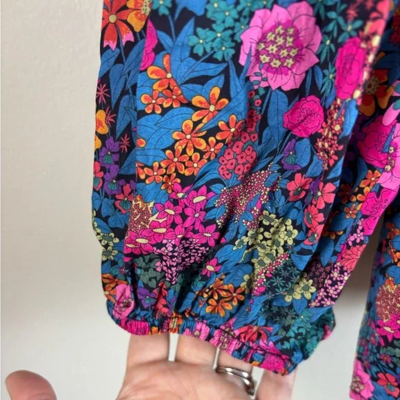 J Crew Small Flutter-sleeve top in Liberty of London Floral Ciara print blouse - Picture 6 of 13